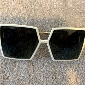 Authentic 30 Montaigne sunglasses